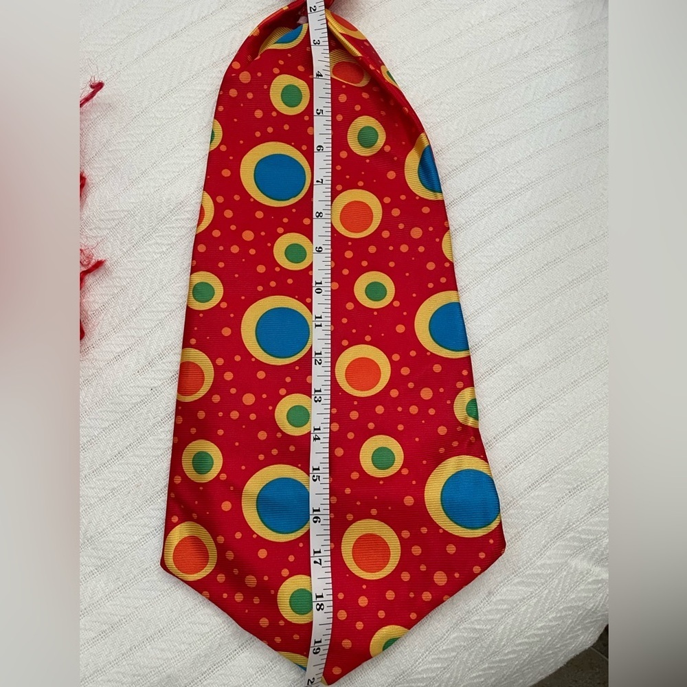 Colorful Clown Accessories with Wig, Socks & Tie. - Picture 3 of 4